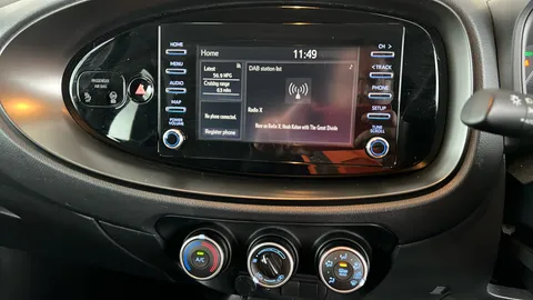 TOYOTA AYGO X 1.0 VVT-i Pure