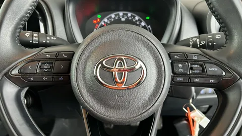 TOYOTA AYGO X 1.0 VVT-i Pure