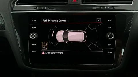 VOLKSWAGEN TIGUAN 1.5 TSI 150 R-Line DSG