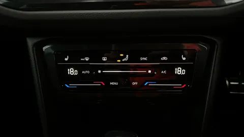 VOLKSWAGEN TIGUAN 1.5 TSI 150 R-Line DSG