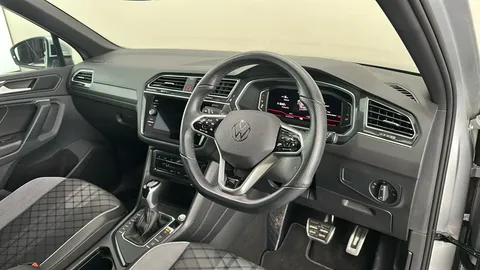 VOLKSWAGEN TIGUAN 1.5 TSI 150 R-Line DSG
