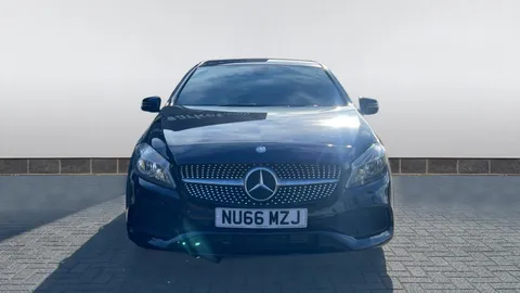 MERCEDES-BENZ A CLASS A200d AMG Line