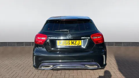 MERCEDES-BENZ A CLASS A200d AMG Line
