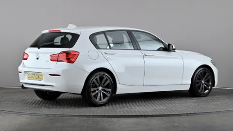 BMW 1 SERIES 118i [1.5] Sport [Nav]