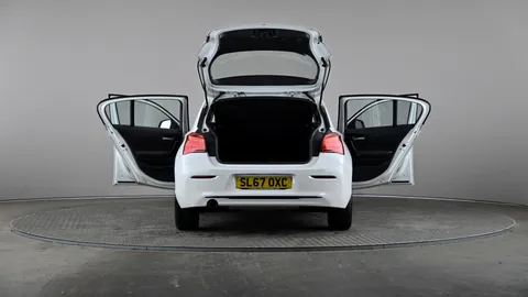 BMW 1 SERIES 118i [1.5] Sport [Nav]