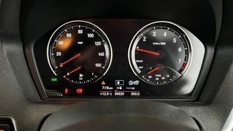 BMW 1 SERIES 118i [1.5] Sport [Nav]