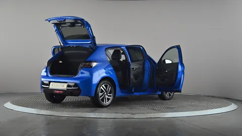 PEUGEOT 208 1.2 PureTech 100 Allure