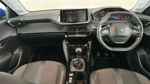 PEUGEOT 208 1.2 PureTech 100 Allure