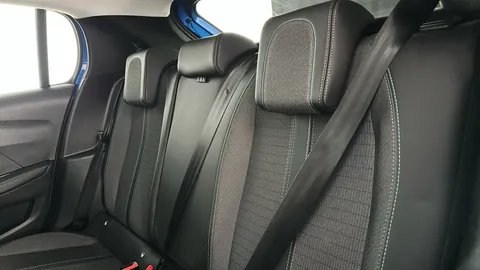 PEUGEOT 208 1.2 PureTech 100 Allure