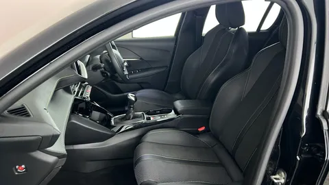 PEUGEOT 208 1.2 PureTech 100 GT