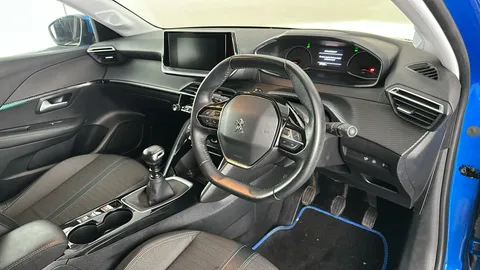 PEUGEOT 208 1.2 PureTech 100 Allure