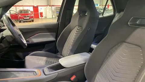 CUPRA BORN 150kW V1 58kWh Auto