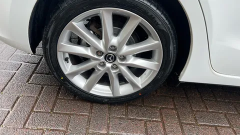 MAZDA 3 2.0 Sport Nav