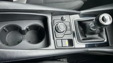 MAZDA 3 2.0 Sport Nav