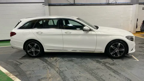 MERCEDES-BENZ C CLASS C200 Sport 9G-Tronic
