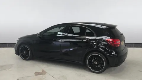 MERCEDES-BENZ A CLASS A160 AMG Line