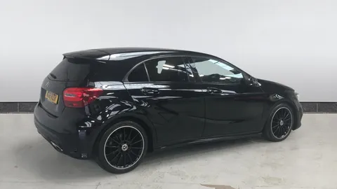 MERCEDES-BENZ A CLASS A160 AMG Line