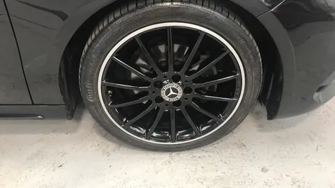 MERCEDES-BENZ A CLASS A160 AMG Line