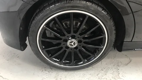 MERCEDES-BENZ A CLASS A160 AMG Line