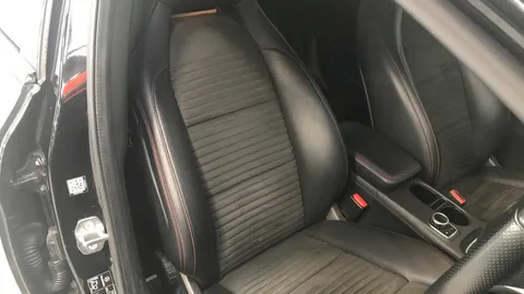 MERCEDES-BENZ A CLASS A160 AMG Line