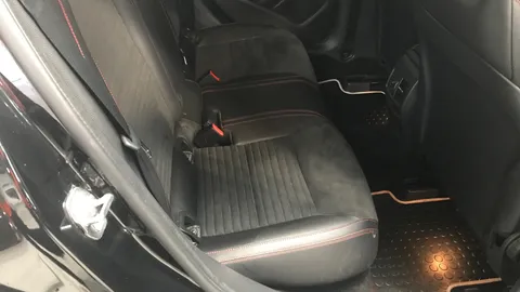 MERCEDES-BENZ A CLASS A160 AMG Line