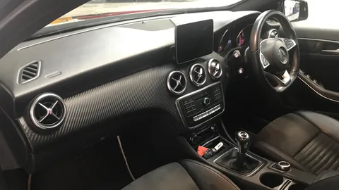 MERCEDES-BENZ A CLASS A160 AMG Line