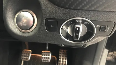 MERCEDES-BENZ A CLASS A160 AMG Line