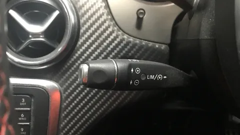 MERCEDES-BENZ A CLASS A160 AMG Line