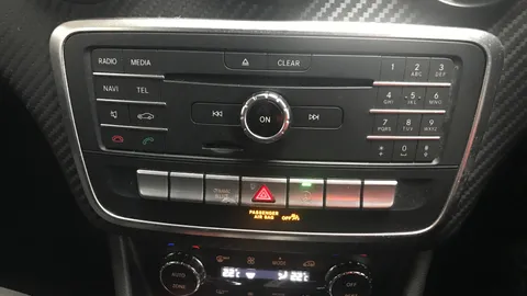 MERCEDES-BENZ A CLASS A160 AMG Line