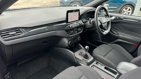 FORD FOCUS 1.0 EcoBoost 125 ST-Line