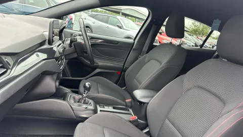 FORD FOCUS 1.0 EcoBoost 125 ST-Line