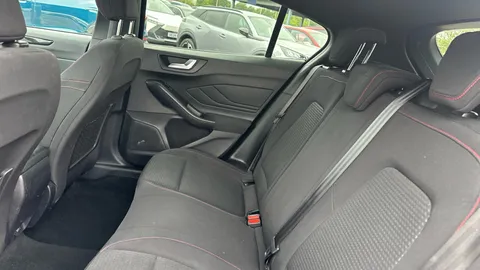 FORD FOCUS 1.0 EcoBoost 125 ST-Line