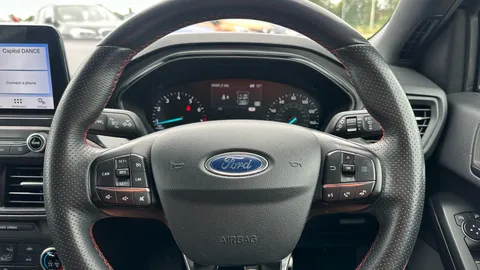 FORD FOCUS 1.0 EcoBoost 125 ST-Line