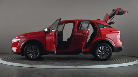 NISSAN QASHQAI 1.3 DiG-T MH Acenta Premium