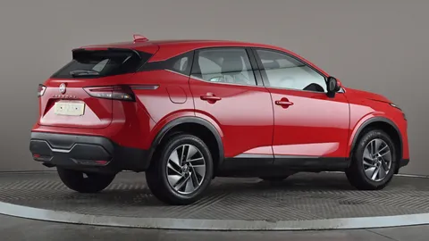 NISSAN QASHQAI 1.3 DiG-T MH Acenta Premium