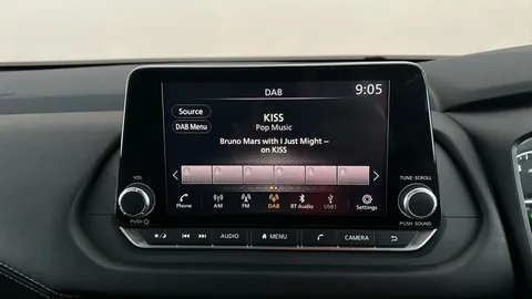 NISSAN QASHQAI 1.3 DiG-T MH Acenta Premium