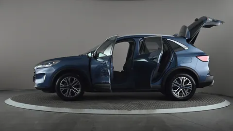 FORD KUGA 1.5 EcoBoost 150 Titanium Edition