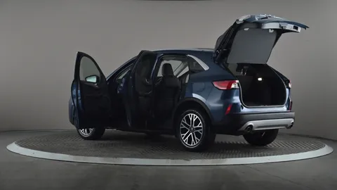 FORD KUGA 1.5 EcoBoost 150 Titanium Edition