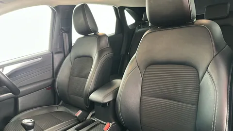 FORD KUGA 1.5 EcoBoost 150 Titanium Edition