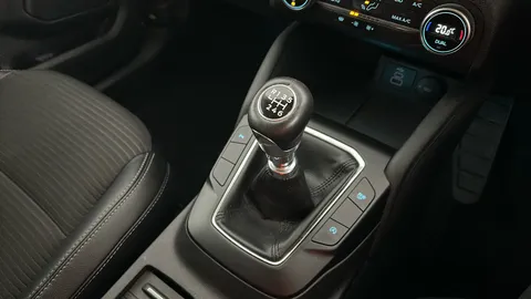 FORD KUGA 1.5 EcoBoost 150 Titanium Edition