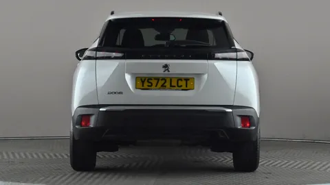 PEUGEOT 2008 1.2 PureTech Active Premium+