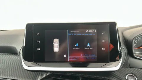 PEUGEOT 2008 1.2 PureTech Active Premium+