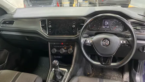 VOLKSWAGEN T-ROC 1.0 TSI SE