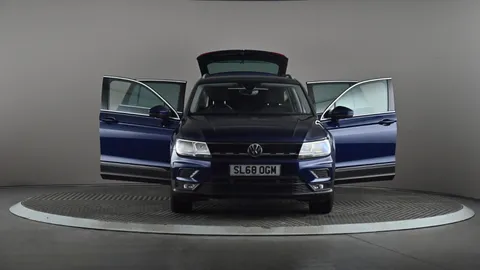 VOLKSWAGEN TIGUAN 2.0 TDi 150 SE Nav