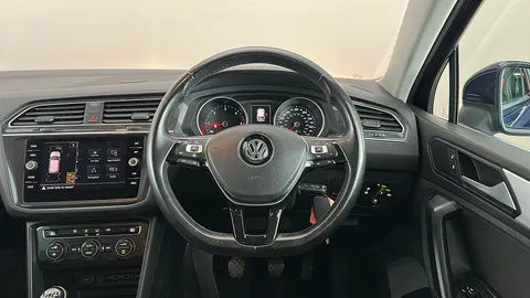 VOLKSWAGEN TIGUAN 2.0 TDi 150 SE Nav
