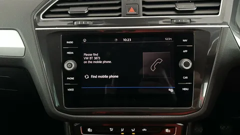 VOLKSWAGEN TIGUAN 2.0 TDi 150 SE Nav