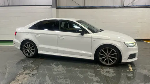 AUDI A3 1.4 TFSI Black Edition S Tronic