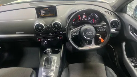 AUDI A3 1.4 TFSI Black Edition S Tronic