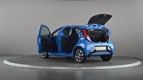 TOYOTA AYGO 1.0 VVT-i X-Trend