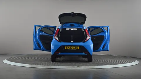 TOYOTA AYGO 1.0 VVT-i X-Trend